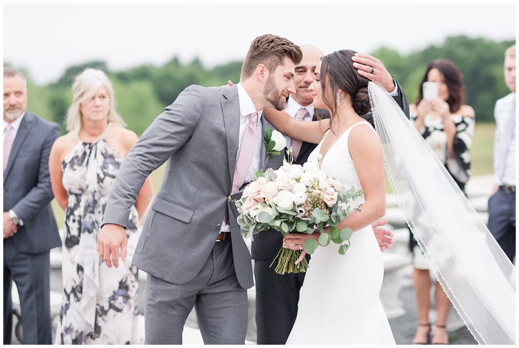 Bavaria Downs Wedding in Chaska Minnesota with Malorie Jane Photography