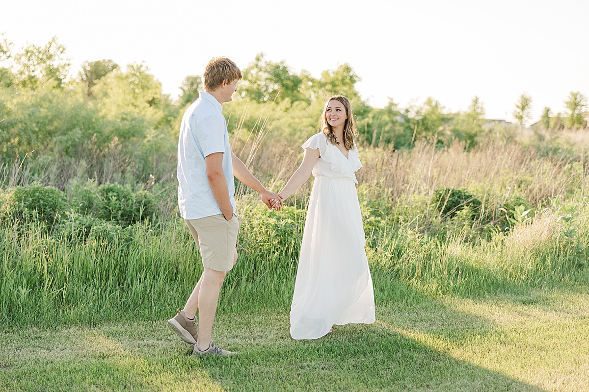 Engagement photos in Mankato, Minnesota