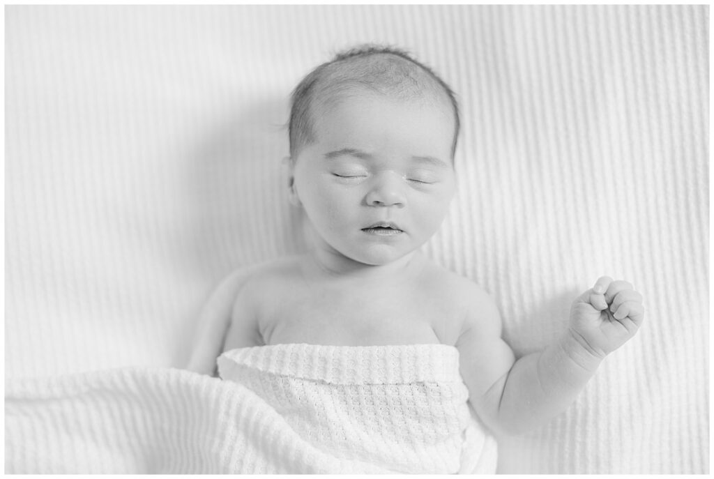 Eagan, Minnesota Newborn Session with Malorie Jane Photography 